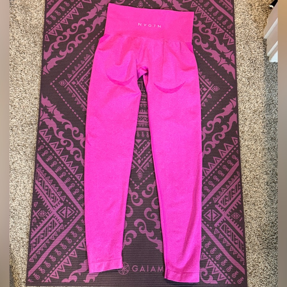 Brand new NVGTN contour seamless leggings